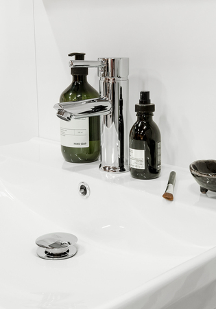 Badrumsskåp Living Modell 1.1 600 Vit Matt